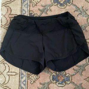 Black speed up lululemon shorts